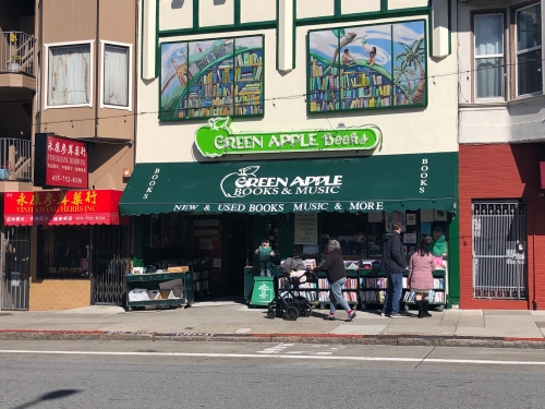 Green Apple bookstore in San Franscisco
